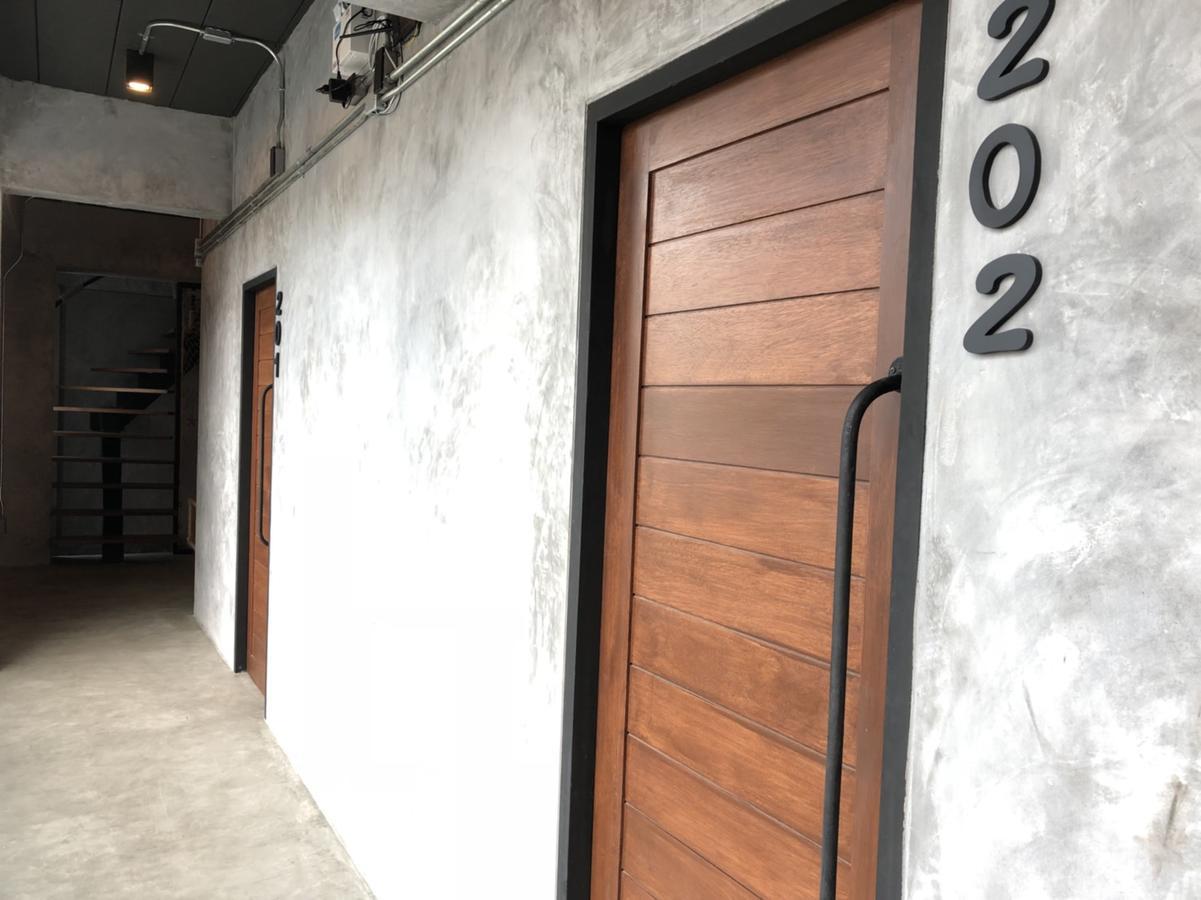 Blackjack Bar And Hostel Chaweng  Exterior foto