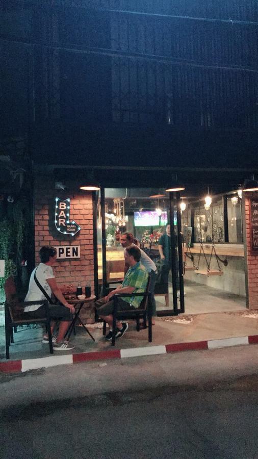 Blackjack Bar And Hostel Chaweng  Exterior foto